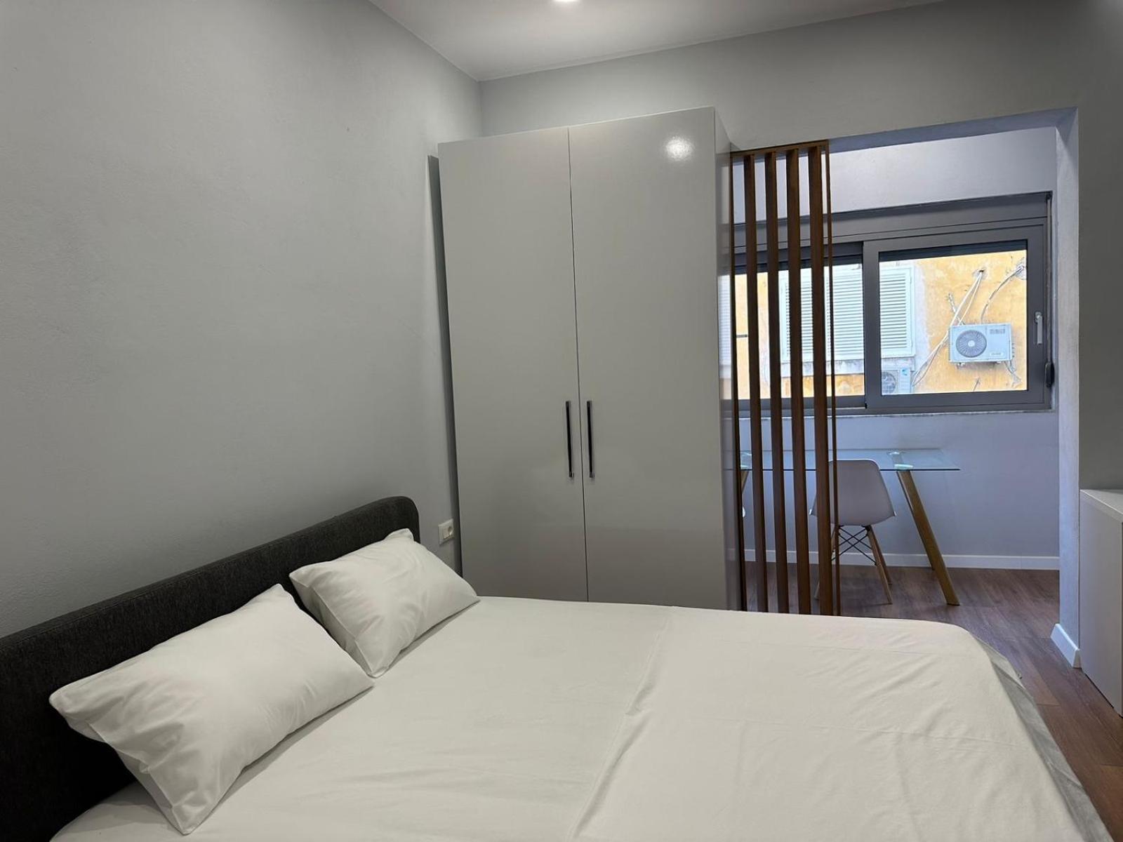 Be Solei Studio Apartments Sol 2 Тирана Екстер'єр фото