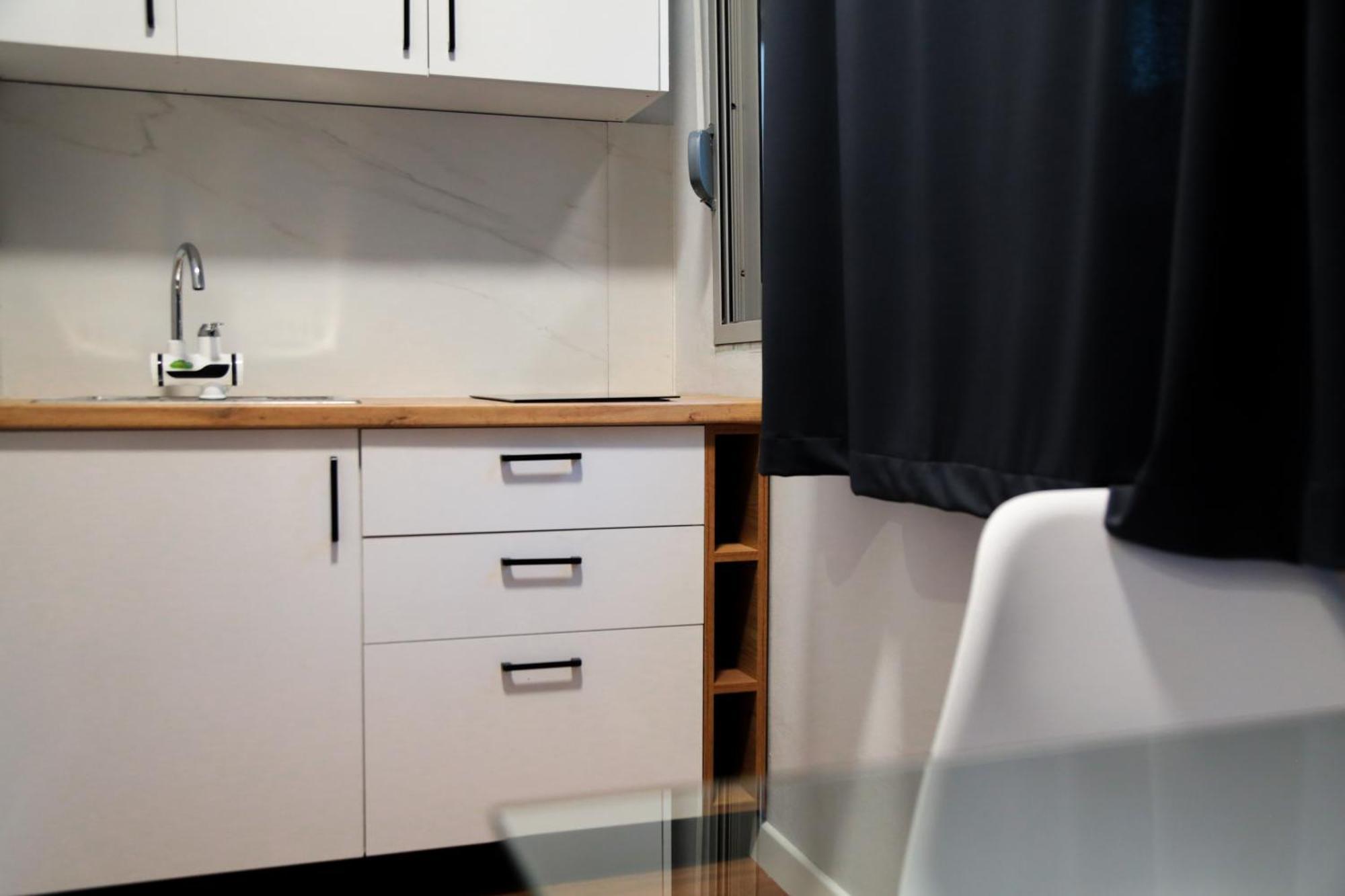 Be Solei Studio Apartments Sol 2 Тирана Екстер'єр фото