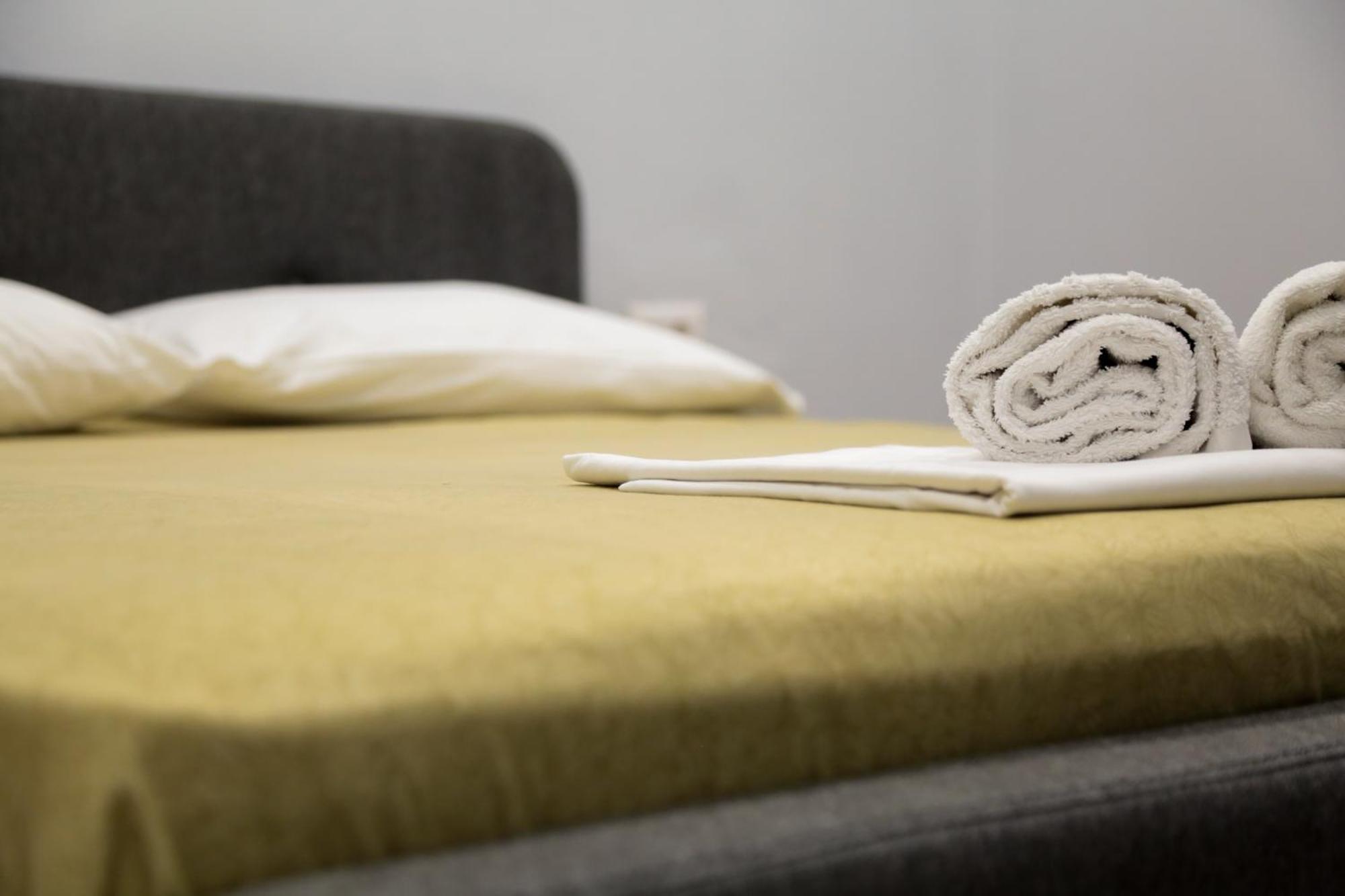 Be Solei Studio Apartments Sol 2 Тирана Екстер'єр фото