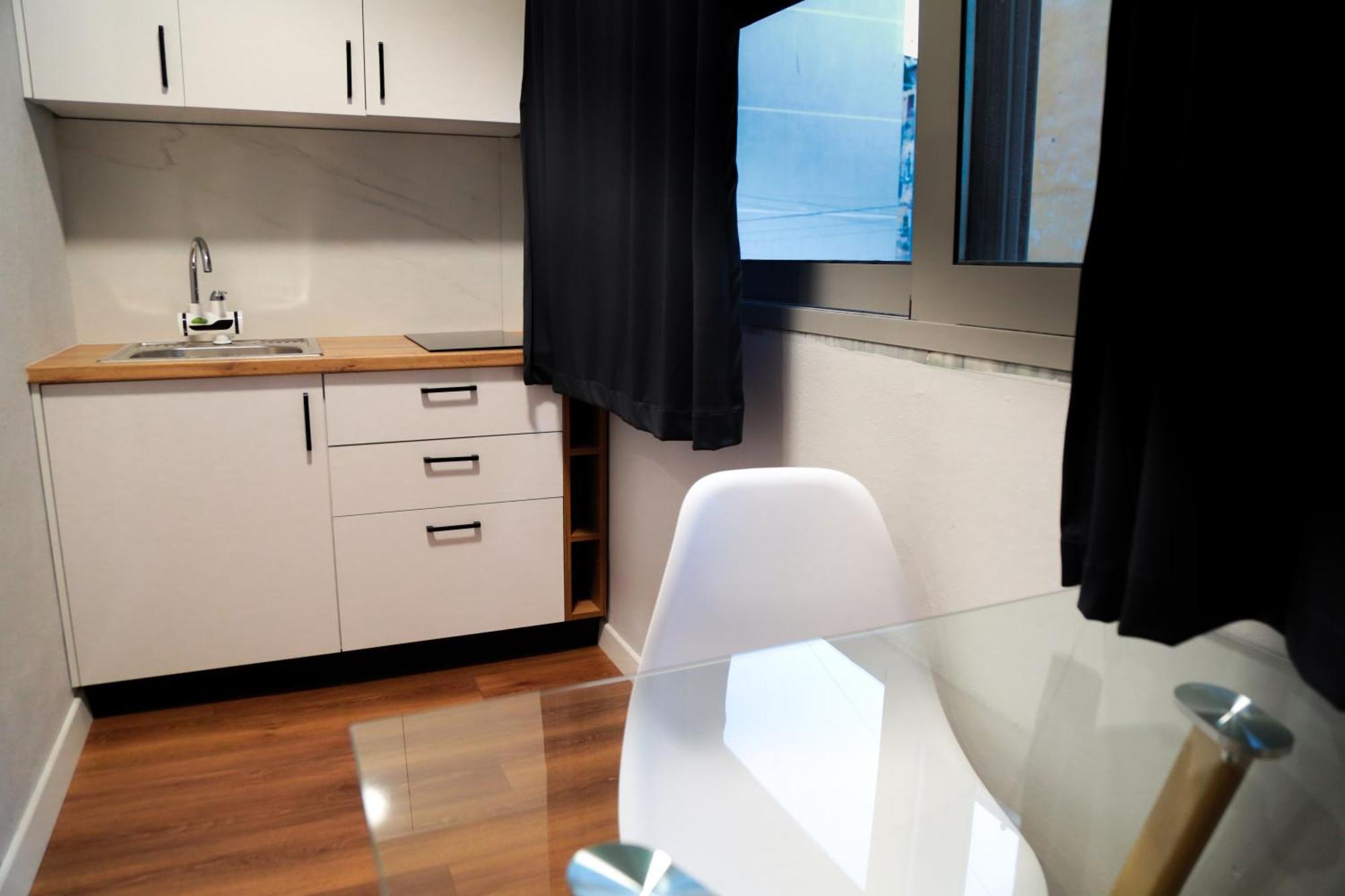 Be Solei Studio Apartments Sol 2 Тирана Екстер'єр фото
